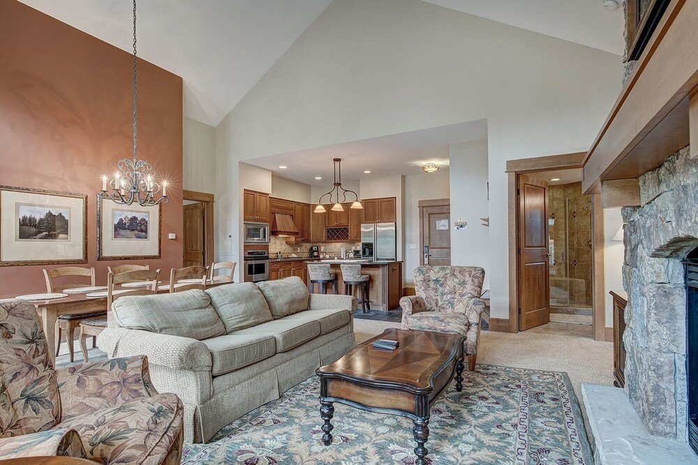 luxurious 2 br in river run village with ski in ski out no cleaning fee 2 bedroom condo by redawning