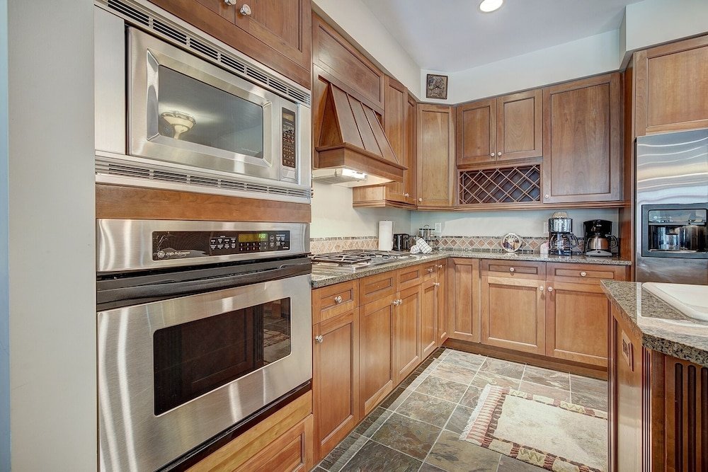 luxurious 2 br in river run village with ski in ski out no cleaning fee 2 bedroom condo by redawning