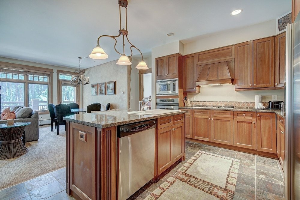 luxurious 2 br in river run village with ski in ski out no cleaning fee 2 bedroom condo by redawning