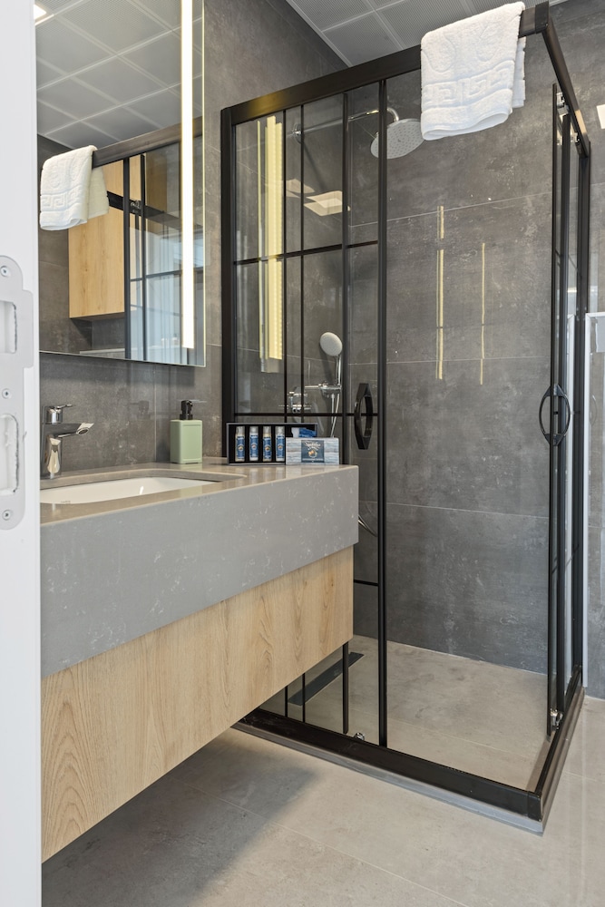 kadagan suites ayasaranda