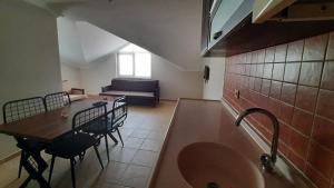 city inn family apart