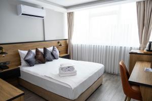comfort center suit hotel