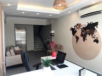 Santa Suites New Hotel,,1 star