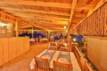 Almond Bungalow Hotel,,0 star