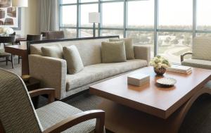 Four Seasons Hotel Silicon Valley At East Palo Alto,Lakes And Birds>>Monta Vista,5 star