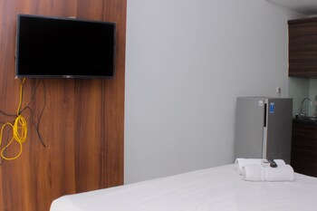 Great Location Studio Room At Patraland Urbano Apartment,,0 star