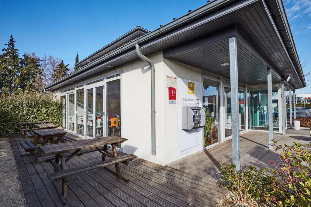 premiere classe avignon sud parc des expositions