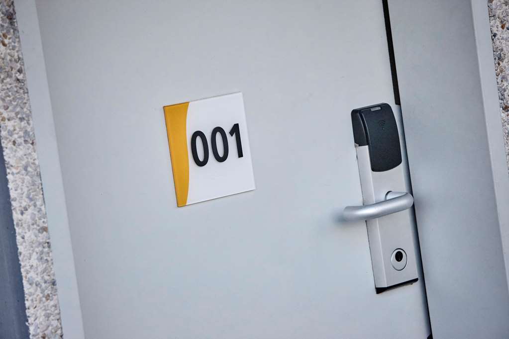 premiere classe avignon sud parc des expositions