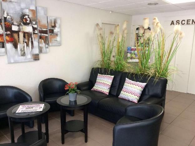 kyriad martigues sud