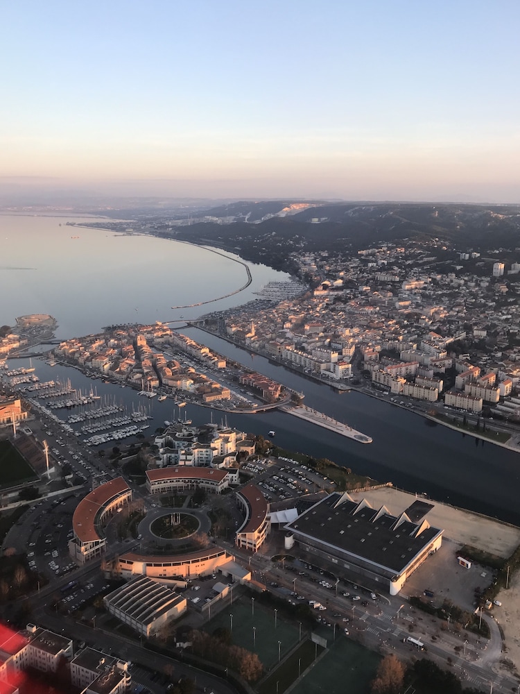 kyriad martigues sud