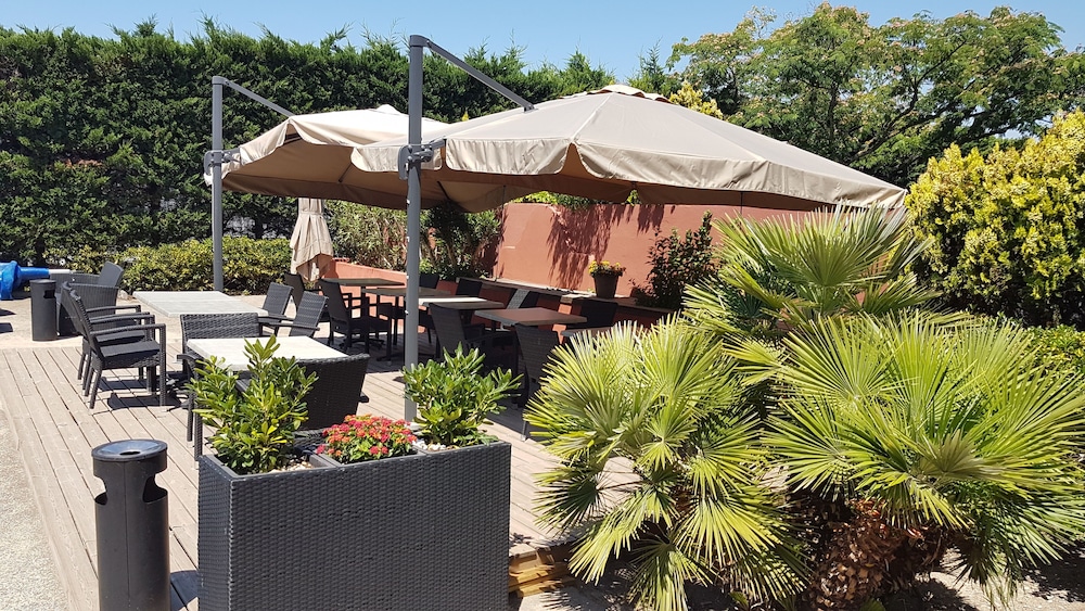 kyriad martigues sud