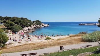 kyriad martigues sud