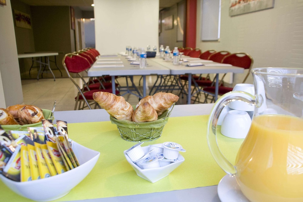 kyriad martigues sud