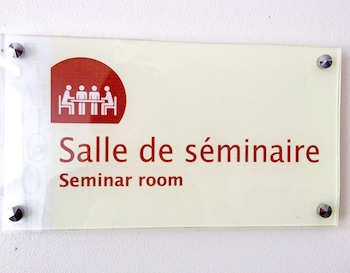 kyriad martigues sud