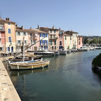 kyriad martigues sud