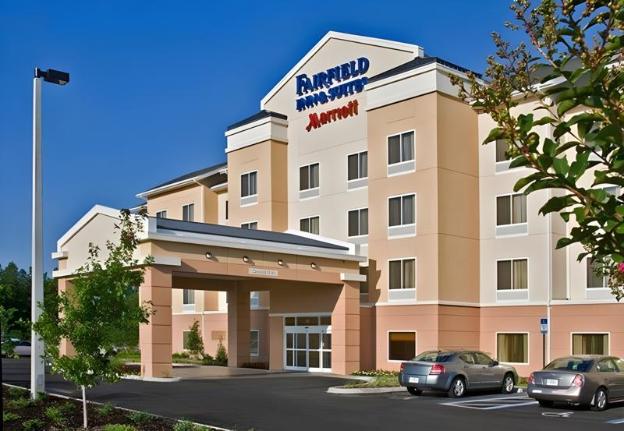 fairfield inn and suites by marriott slippery rock