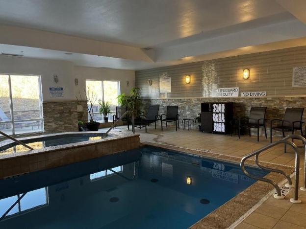 fairfield inn and suites by marriott slippery rock