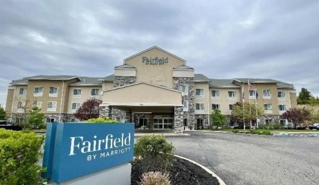 fairfield inn and suites by marriott slippery rock