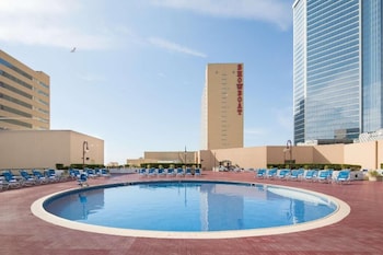 cozysuites at showboat