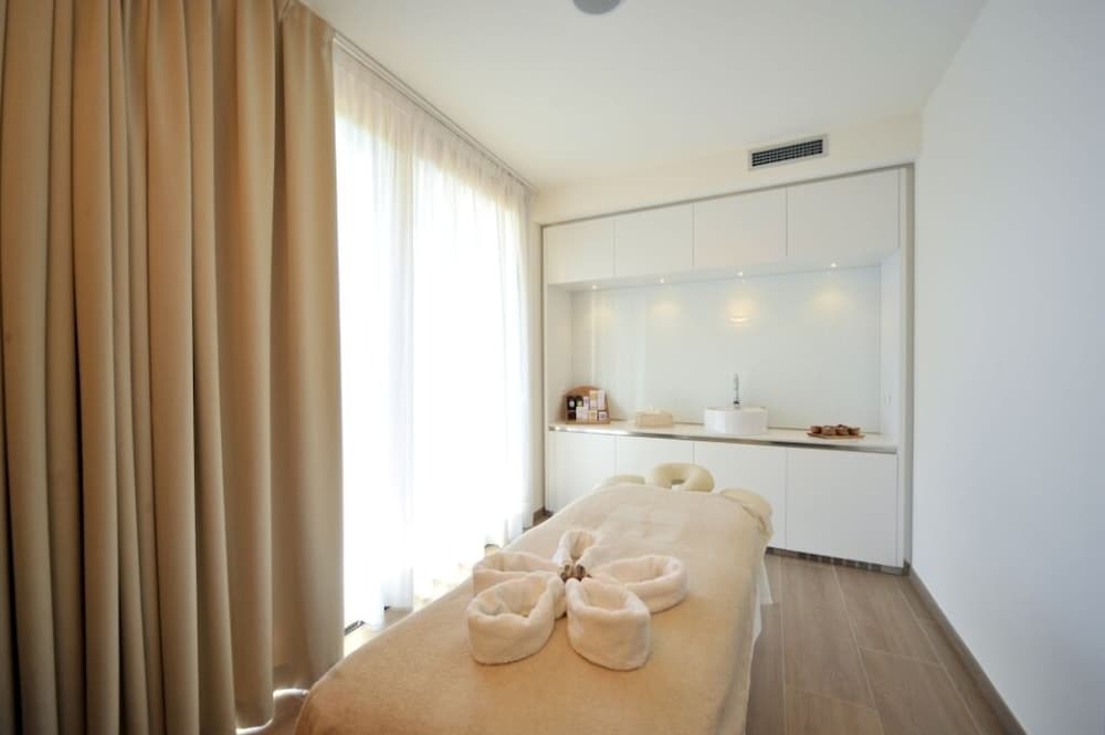 hotel resort and spa miramonti