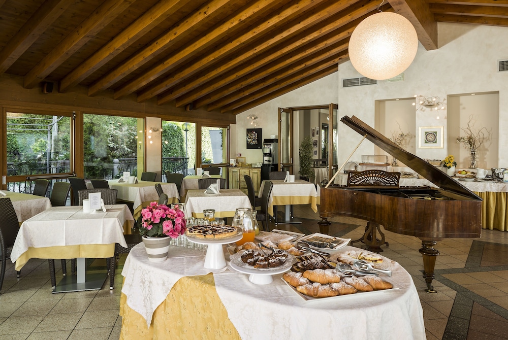 hotel resort and spa miramonti