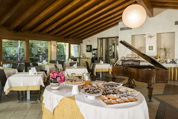hotel resort and spa miramonti