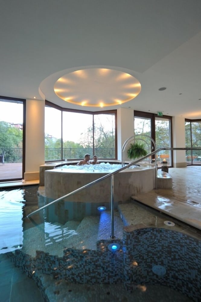 hotel resort and spa miramonti