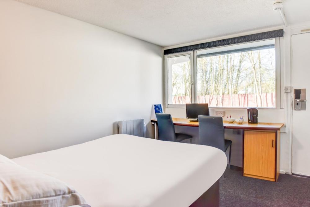 the hotel rafiya redditch