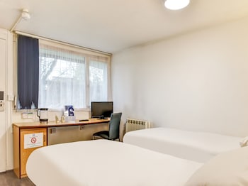 the hotel rafiya redditch