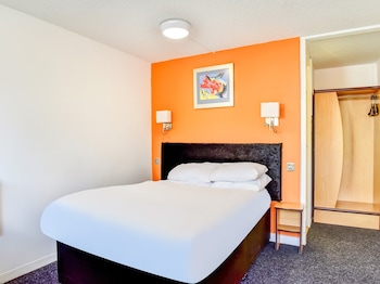 the hotel rafiya redditch