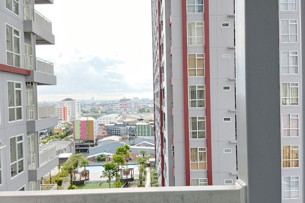 homey and tidy studio apartment at vida view makassar