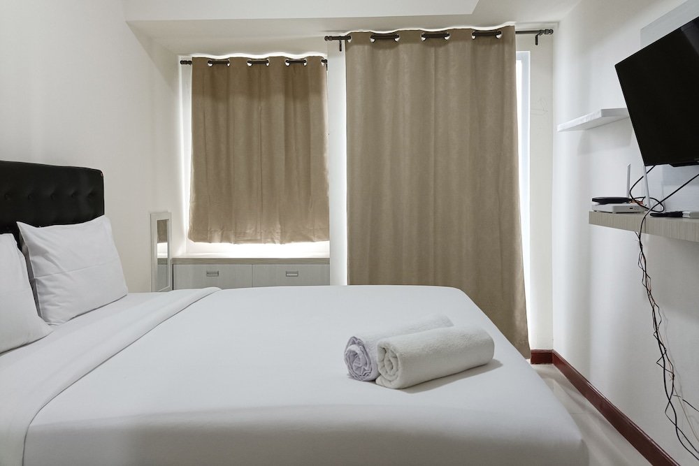 homey and tidy studio apartment at vida view makassar