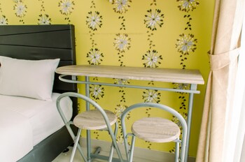 nice and elegant studio at paramount skyline apartment