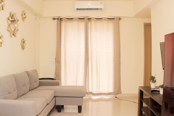 warm and cozy living 3br at meikarta apartment