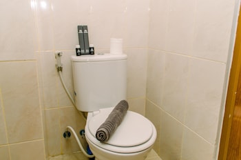 nice and simply studio at amazana serpong apartment
