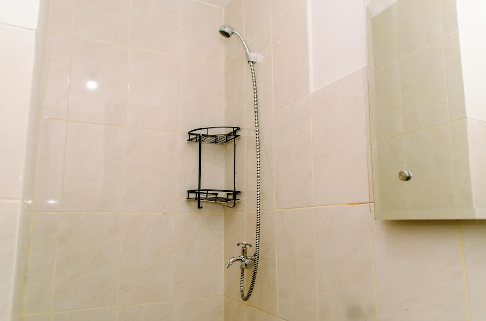 nice and simply studio at amazana serpong apartment