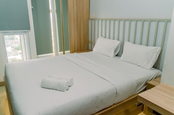 nice and simply studio at amazana serpong apartment