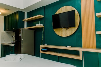 nice and simply studio at amazana serpong apartment