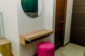 nice and simply studio at amazana serpong apartment