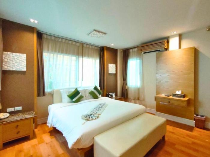 vartika resovilla kuiburi beach resort and villas