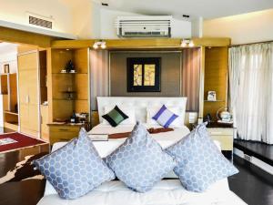 vartika resovilla kuiburi beach resort and villas