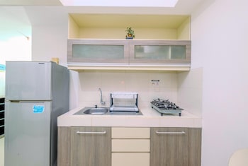 stunning studio apartment at ambassade residences