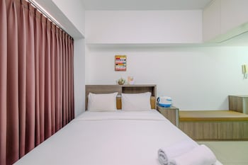 stunning studio apartment at ambassade residences