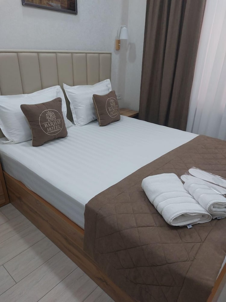 barhat hotel