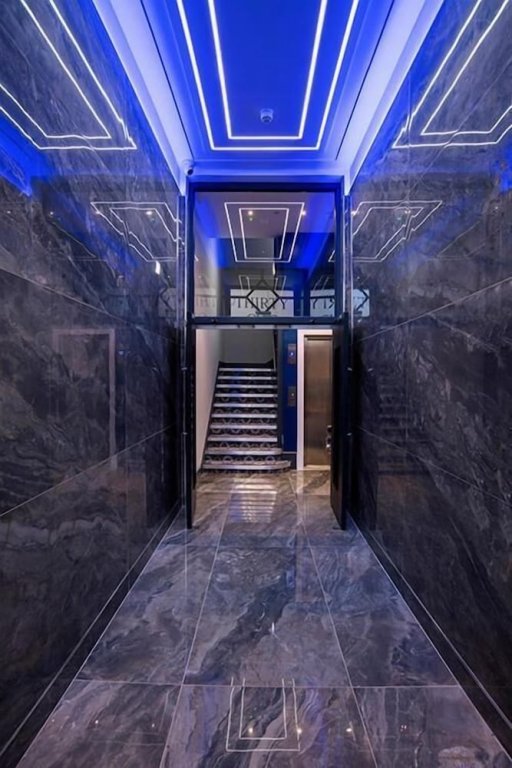 cavern quarter apts 31 north john st