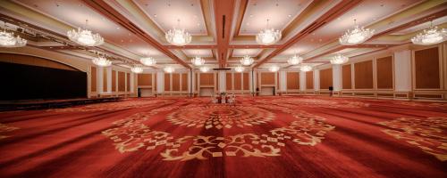 crowne plaza qingdao ocean spring resort by ihg