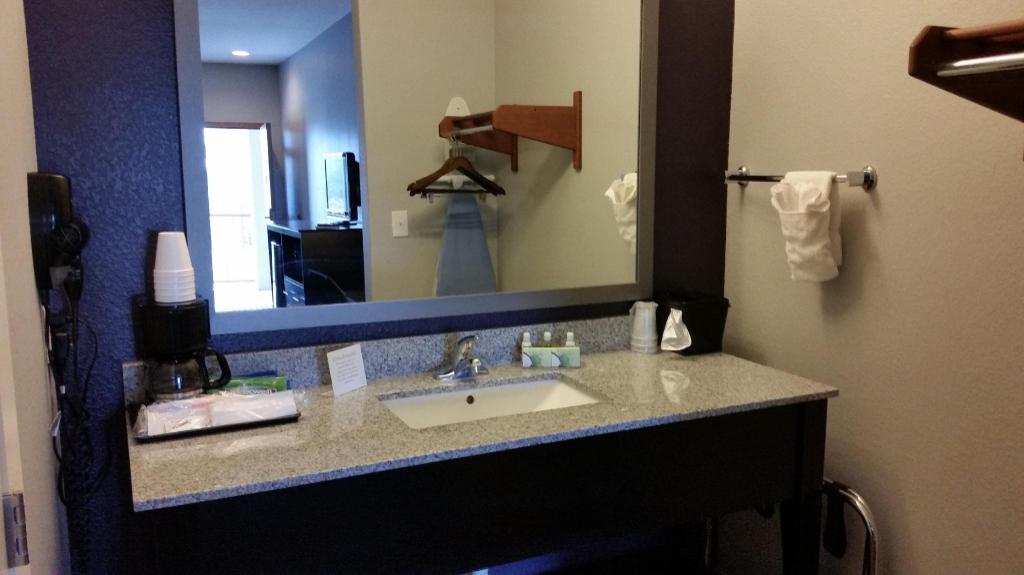 studio 6 beeville tx