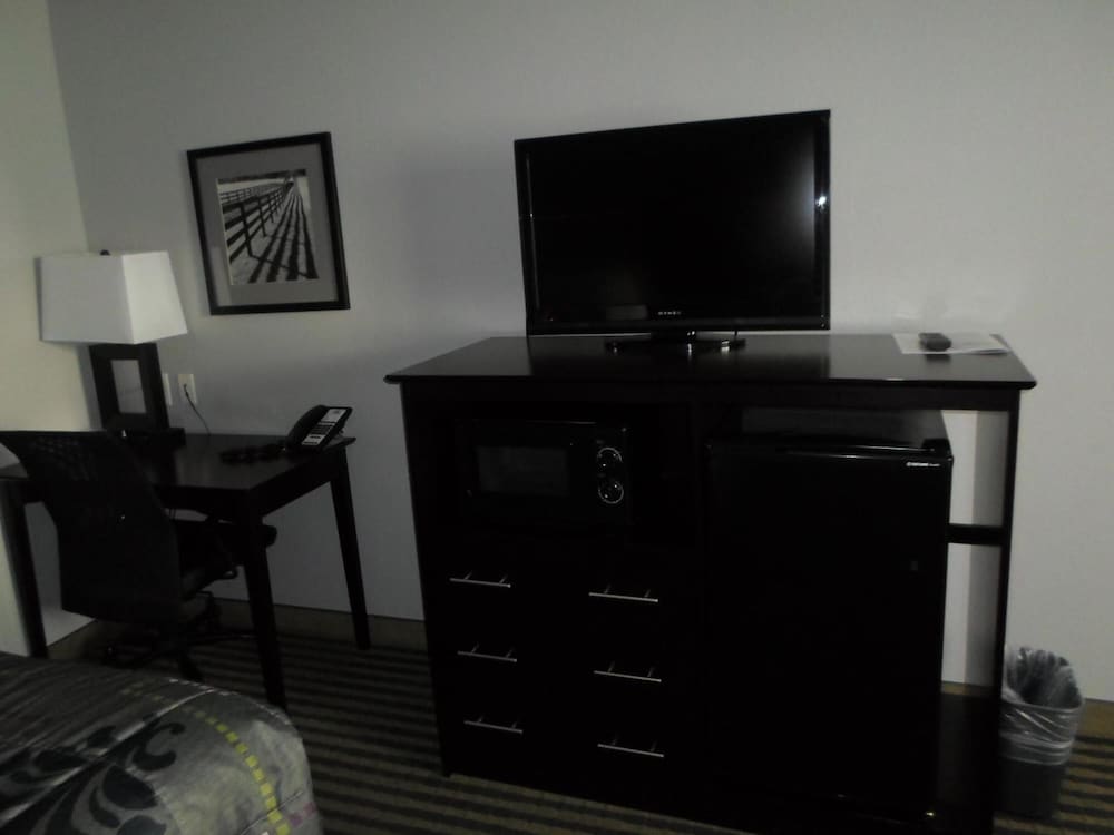 studio 6 beeville tx