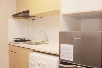 cozy and nice studio at oasis cikarang apartment