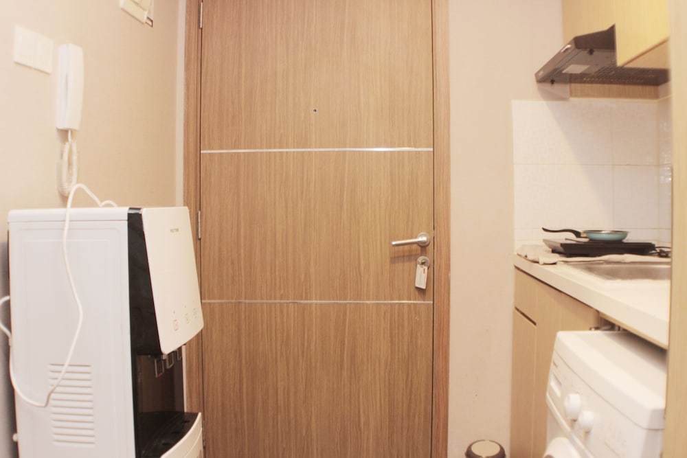 cozy and nice studio at oasis cikarang apartment